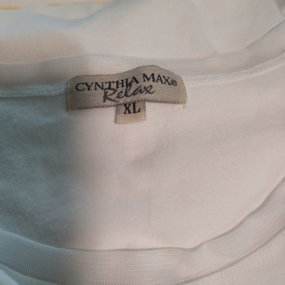 Cynthia Max White Lace Trim Women's Top Size XL New Without Tags - Picture 11 of 11